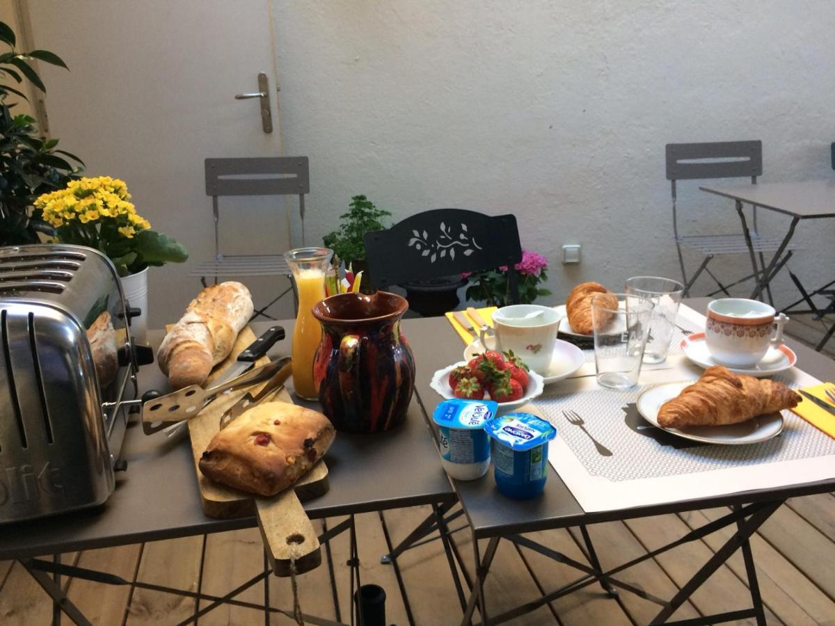 Hotel A La Tasse A Moustache Thonon-les-Bains Luaran gambar